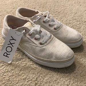 Neutral Linen Roxy Sneakers